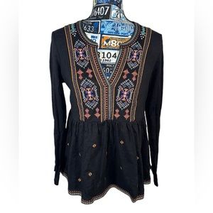 Mystree Festival Boho Embroidered Split-Neck Top NWT - Women’s Size M